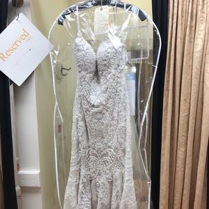 Allure Couture C534 Wedding Dress, Never Worn